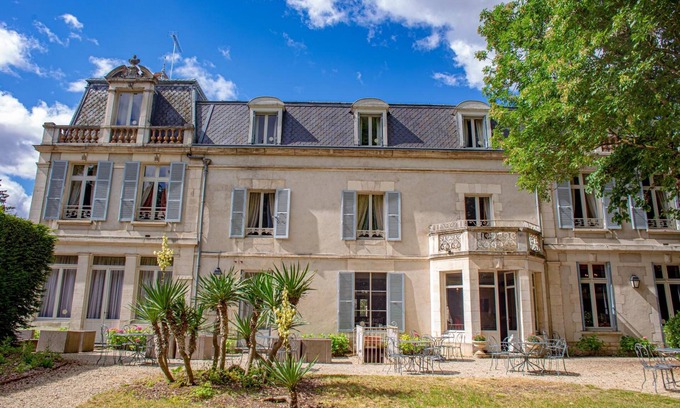 Auxerre Hotel | Hôtel Les Maréchaux