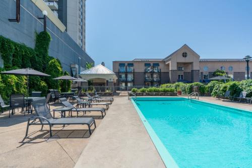 Sainte-Foy-Sillery-Cap-Rouge Hotel | Hôtel Lindbergh par JARO