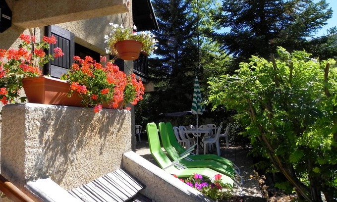 Monetier-les-Bains Hotel | Hôtel Résidence Les Colchiques