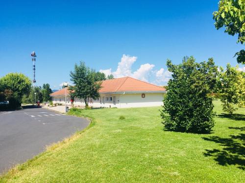 Lempdes-sur-Allagnon Hotel | Hôtel Restaurant Evan