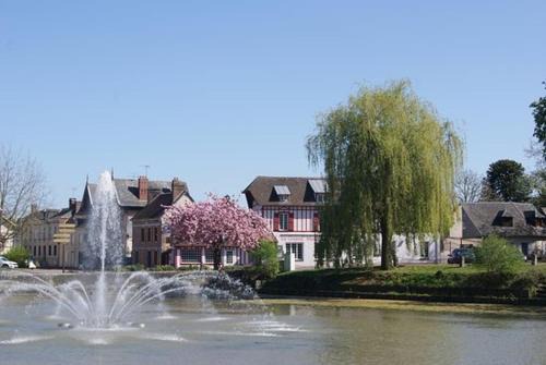 Conches-en-Ouche Hotel | Hôtel restaurant La Grand Mare