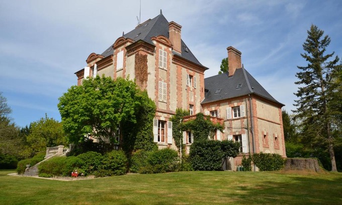 Salbris Bed & Breakfast | Hôtes de Montboulan