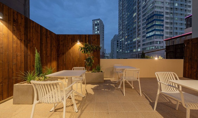 Busanjin Hotel | H Avenue Munhyeon