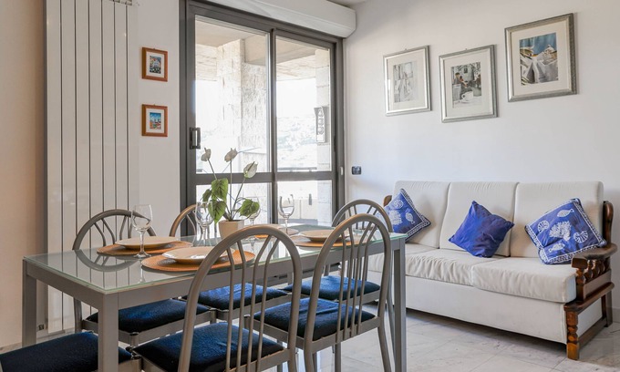 Arma di Taggia Apartment | 𝐇11 [Colombo 51] Sea View - Center