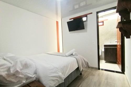 Villa de Leyva Apartment | Habitación 203 Apartahotel Los Pinos