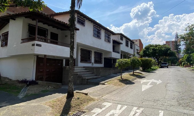 Laureles - Estadio House | Habitaciones estadio villa olímpica Medellin