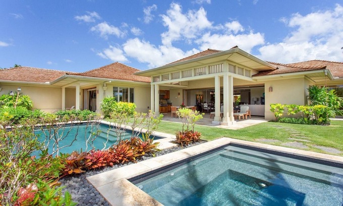 Kaupulehu House | Hainoa 10 – Commanding Ocean Views | Onsite Staff & Daily Housekeeping