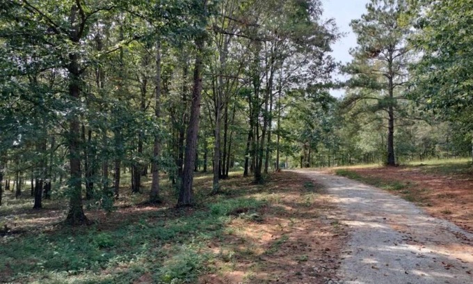 Ashland RV Rental | Hairy Hiker Woods -Full Hookup RV sites-Pet Friendly! Legend Lane