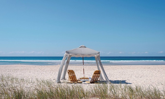 Cabarita Beach Hotel | Halcyon House