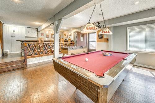 Ruidoso House | Half-Mi to Midtown Family Retreat with Mtn Views!