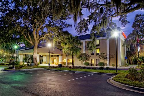Polk Village Hotel | Hampton Inn Beaufort