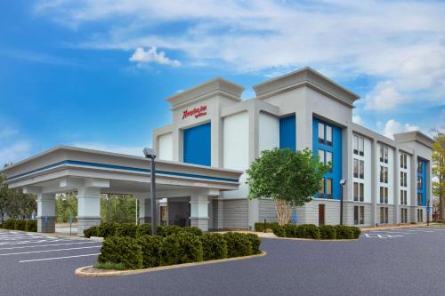 East Memphis Hotel | Hampton Inn Memphis-Poplar