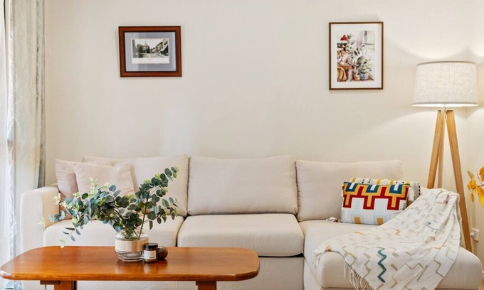 South Fremantle Apartment | Hampton Retreat - South Fremantle Escape