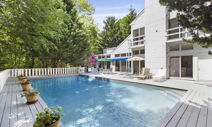 Springs House | Hamptons Beach House w/Pool, Chef's Kitchen, Wi-Fi, AC , WFH desk area