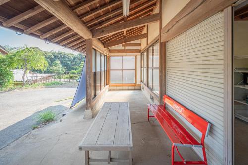 Katori Apartment | HANABI棟-BASE棟 サウナ BBQ 農業体験 花火 が楽しめる ペット可 貸し切りで最大12名宿泊可能 Wi-Fi完備