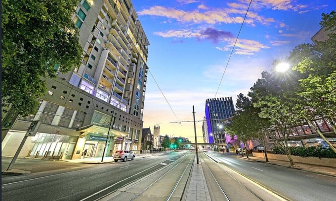 Adelaide Central Business District Apartment | Happy bnb suite on Adelaide CBD