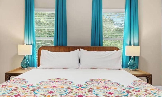 Taylors House | Happy & Colorful, private patio, King beds