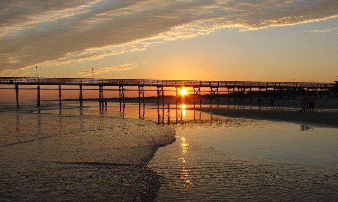 Sunset Beach Condo | Happy Fall Ya'll! ! Discounts available Inquire NOW & SAVE Money Best value