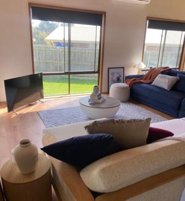 Sunset Strip Apartment | Happy Valley Haven