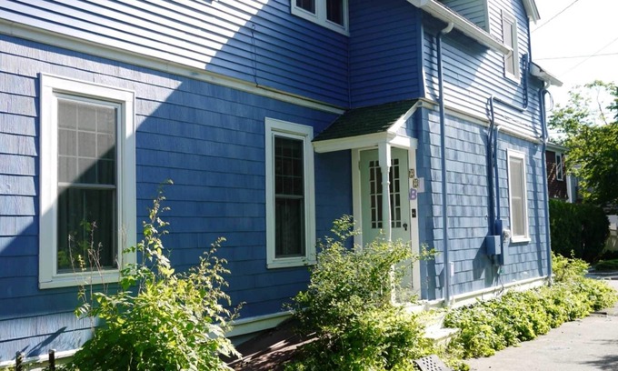 Bar Harbor Apartment | Harbor Breeze B - nicely-renovated upstairs apartment in Bar Harbor