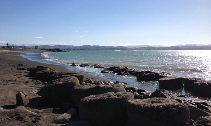 Ahuriri Hotel | Harbour View Motel on Ahuriri Beach in Napier NZ with sea view suites