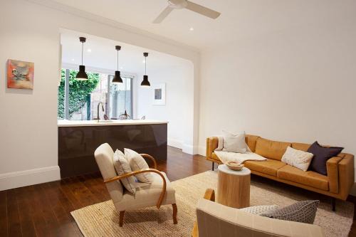 Double Bay Apartment | Harbourside Hideaway Double Bay Isyd