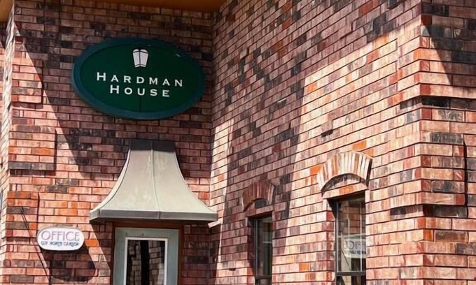 Carson City Hotel | Hardman House Inn & Suites