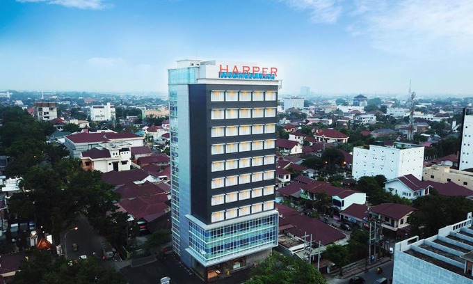 Medan Hotel | Harper Wahid Hasyim Medan by ASTON