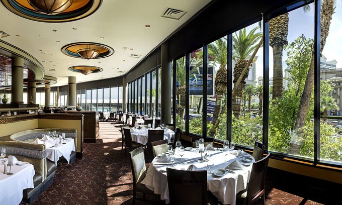 Las Vegas Strip Resort | Harrah’s Las Vegas – A Caesars Rewards Destination