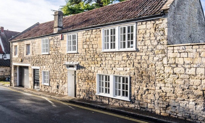 Bath Cottage | Hatfield Cottage, Bath - period, 3-bed cottage