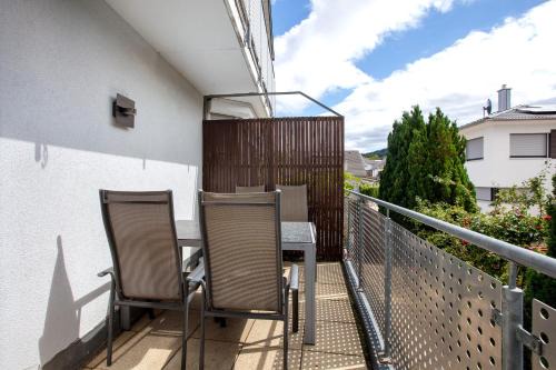 Dottingen Apartment | Haus Castellbergblick mit Balkon