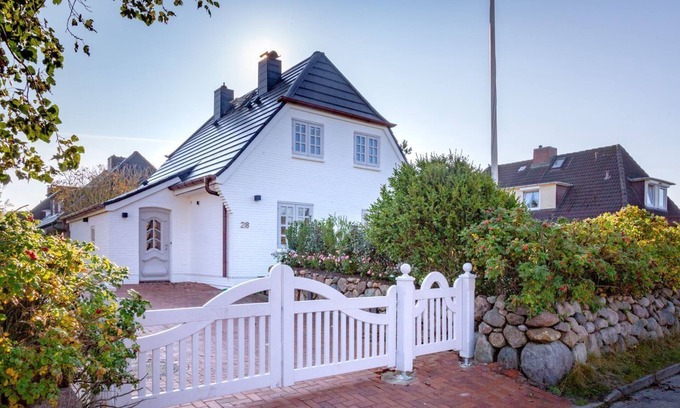 Wenningstedt-Braderup House | Haus Gordon - Haus Gordon Luxusoase im Zentrum
