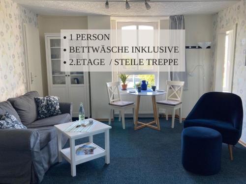 Wremen Apartment | Haus Krabbe Apartments, zentral gelegen zwischen Bremerhaven und Cuxhaven, Hunde kostenfrei willkommen, hauseigene kostenfreie Parkplätze, Unterstellmöglichkeit für Fahrräder und E-Bikes