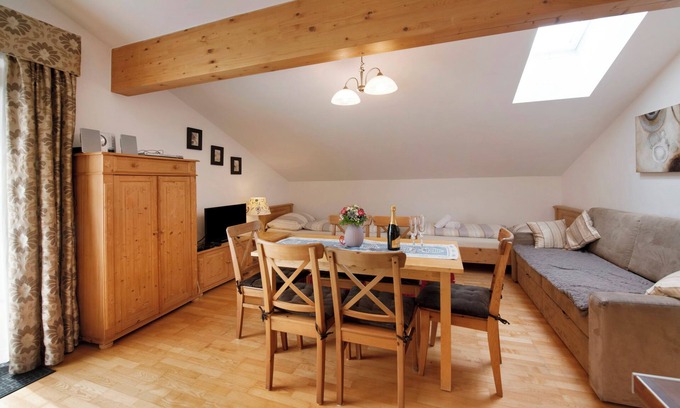 Filzmoos Apartment | "Haus Lowe Appartement 2 Stock Nr 5" with Mountain View