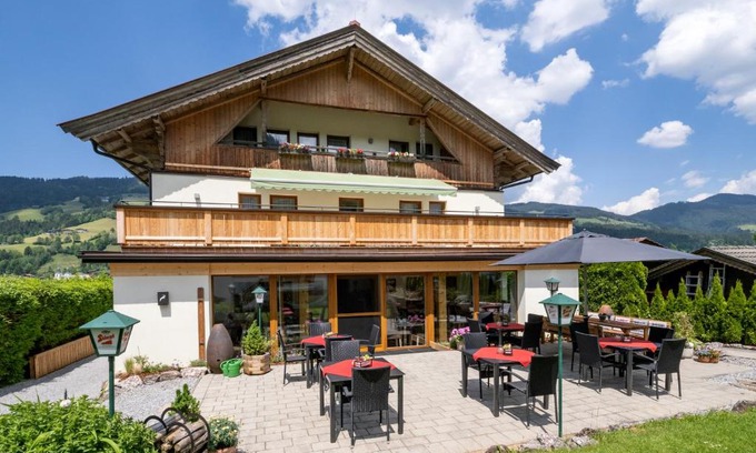 Brixen im Thale Hotel | Haus Tirol