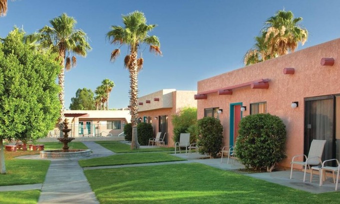 Lake Havasu City Resort | Havasu Dunes Resort Studio