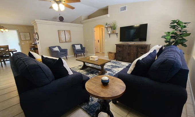 Lake Havasu City House | Havasu Haven - Open space and newly renovated