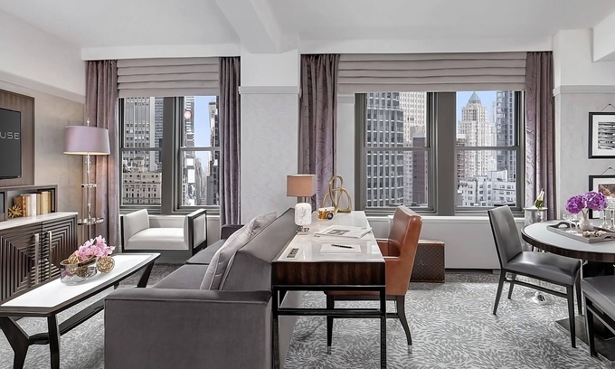 Central Park South Hotel | Have Central Park At Your Door! 2 Spacious Units, Minutes From NYC Sites