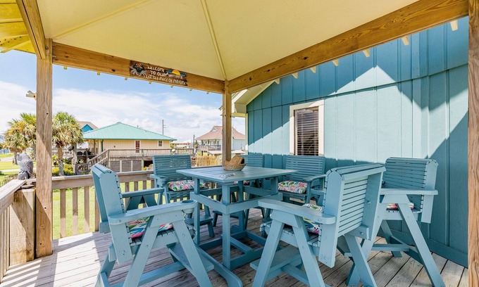 Port Bolivar House | Haven | Gulf Views | Pet Friendly | Sleeps 15