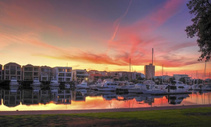 Glenelg North Hotel | Haven Marina Motel