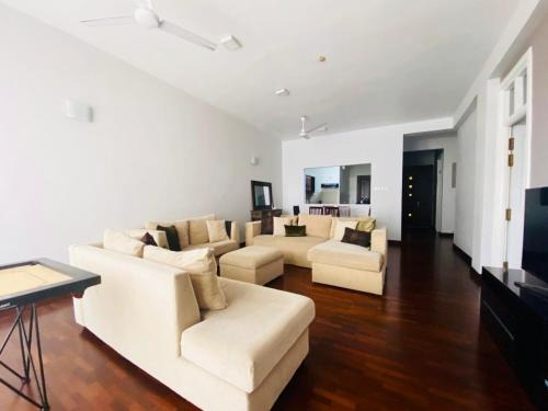 Colombo 04 Apartment | Hawaii Residencies Colombo Hub