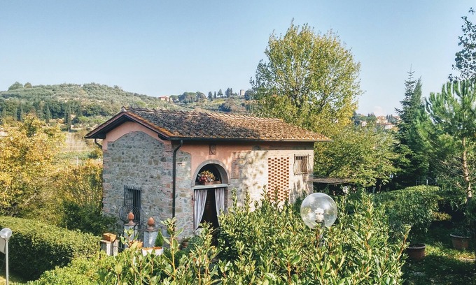 Lastra a Signa House | Hayloft located inside an historical Villa of the 14° century close to Florence
