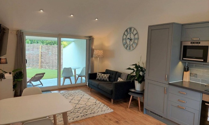 Liverton Cottage | Hazel - a dunley cottages - devon that sleeps 2 guests in 1 bedroom