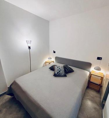 Chivasso Apartment | Hd Guesthouse Oasi urbana con parcheggio privato gratuito, fronte stazione