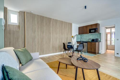 Montmartre Apartment | Heart of Montmartre l Sacré-Coeur at 10min