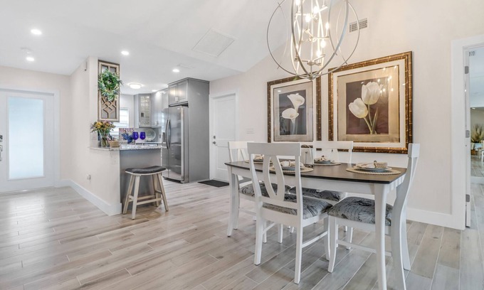 Central Naples House | Heart of Naples Home, Heated Pool, Lush Gardens, and minutes from Gulf Beaches