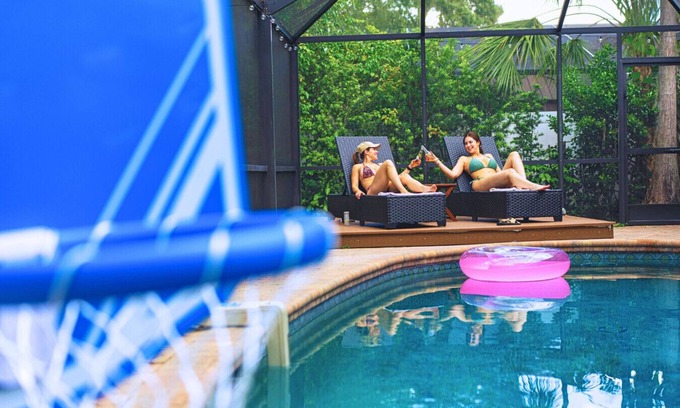 East Naples Villa | Heated Pool Cinema Game Room 10min to Beach