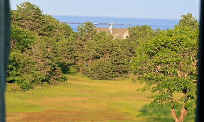 Kennebunk House | Heated Pool, Gorgeous Views and Pet friendly,10% discount for 7 days or more.