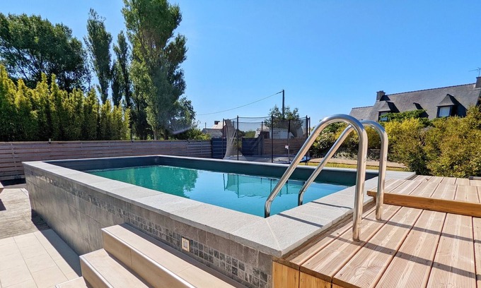 Kerlouet Villa | Heated pool villa for 8 people in Kerlouan