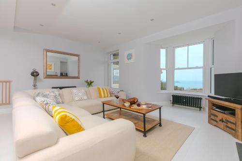 Carbis Bay House | Heatherleigh